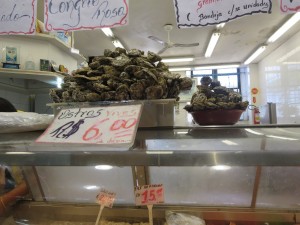 メルカド(市場)の量り売り