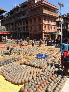 2015年4月25日の地震前の写真